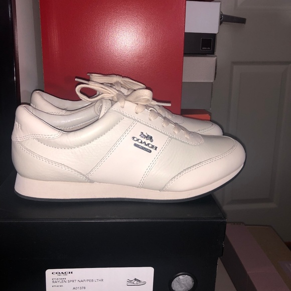 NWT Coach leather sneakers white - Picture 2 of 2
